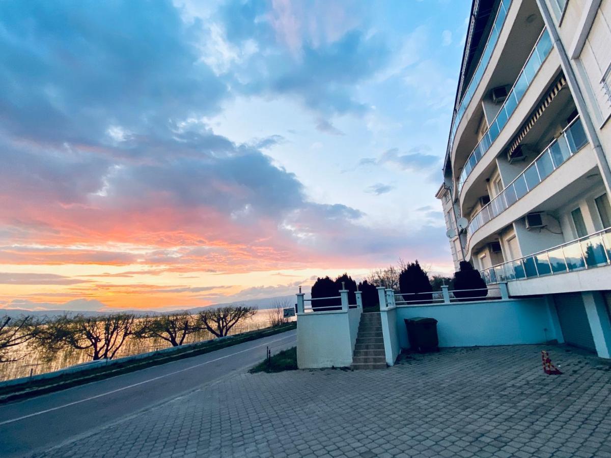 Aqua Blue Lakeview Apartment Ohrid Peštani Exterior foto